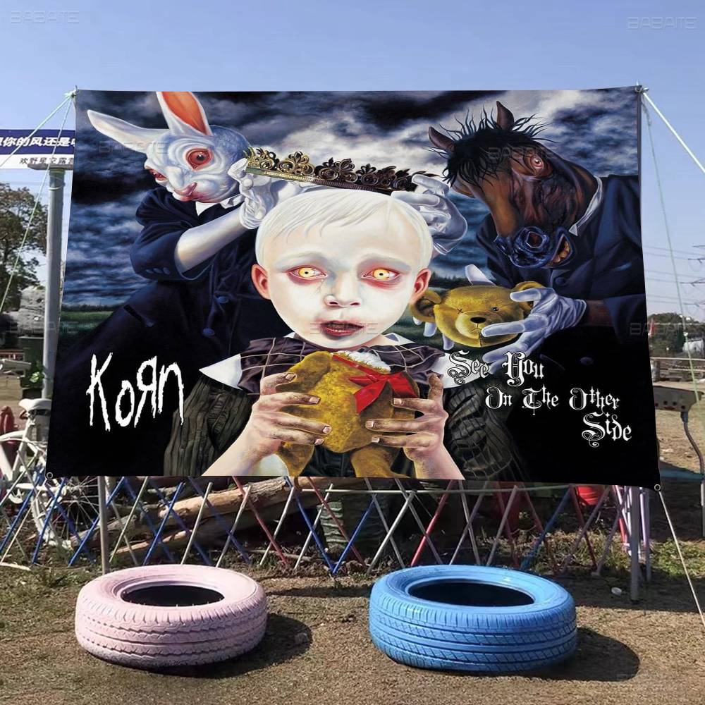Rockband Korn Untitled Deluxe  – Commercial Printing Company Bewertung und Preis